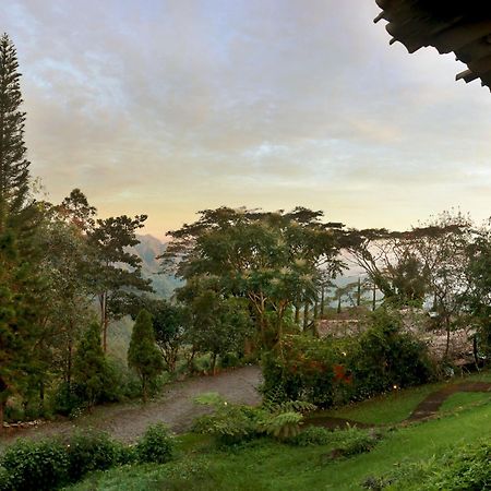Bajawa Manulalu B&B المظهر الخارجي الصورة
