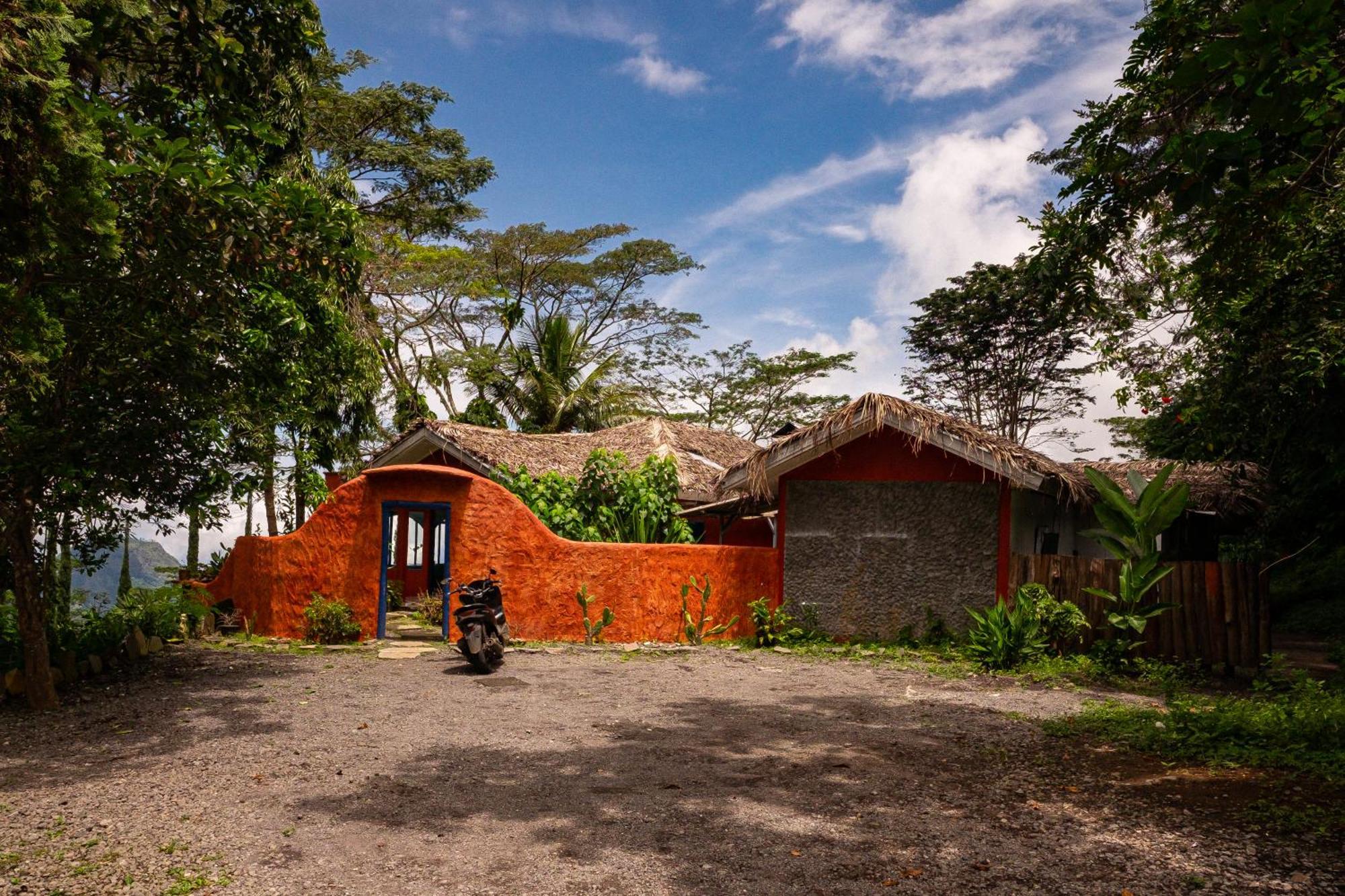 Bajawa Manulalu B&B المظهر الخارجي الصورة